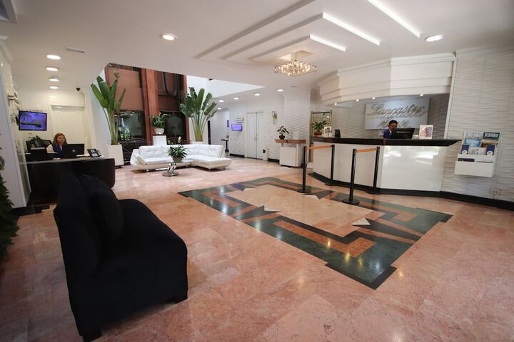 Hotel Interior 9 of 231