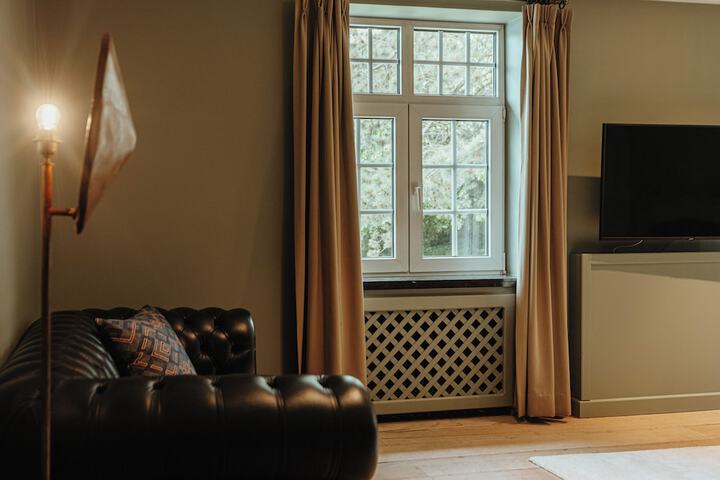 Room 5 of 40