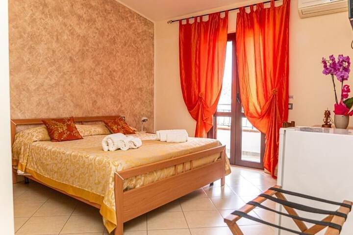 Room 4 of 21