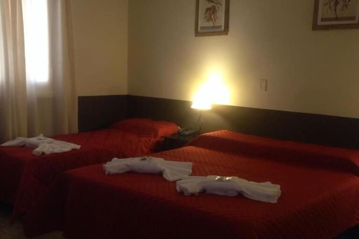Room 18 of 37