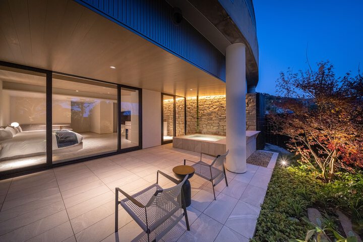 Terrace/Patio 56 of 57