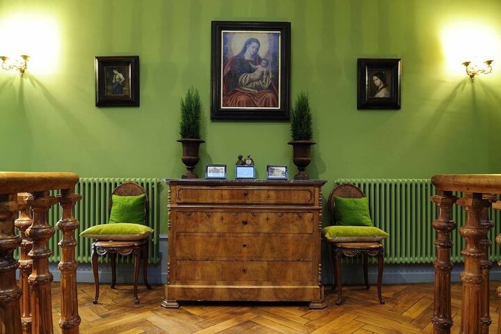 Guest Lobby