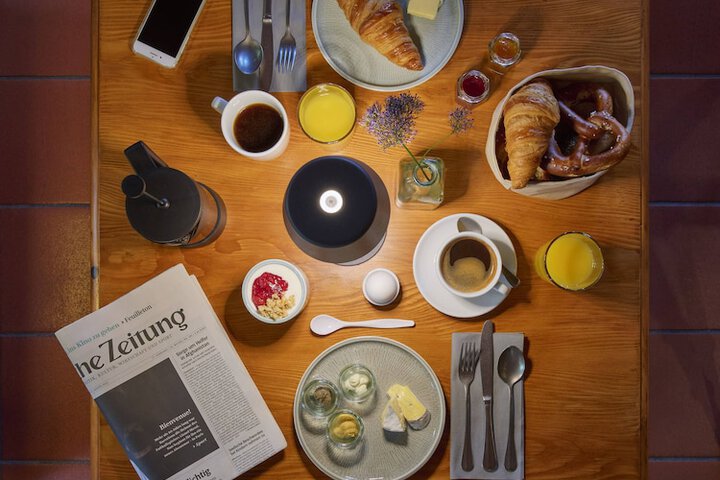 Breakfast/Coffee Service 42 of 50