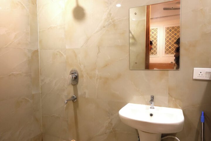 Room 20 of 26
