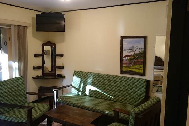 Room 12 of 91