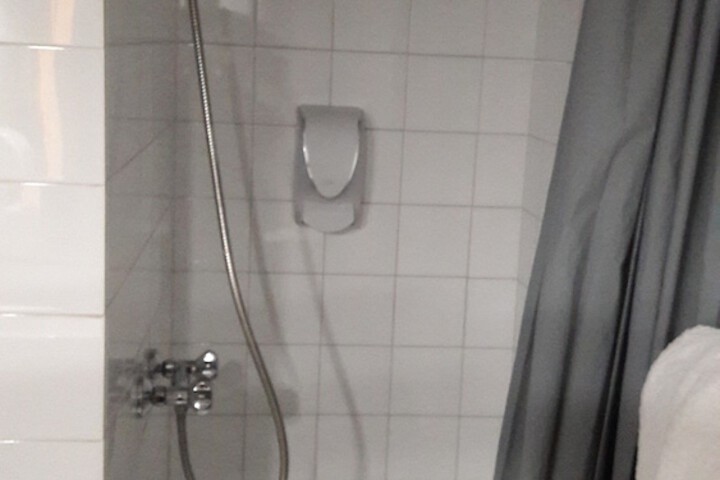 Room 14 of 35