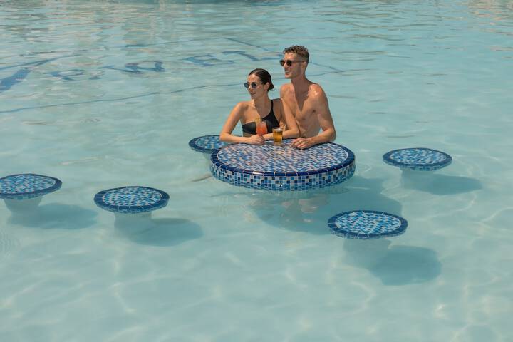 Pool 39 of 125