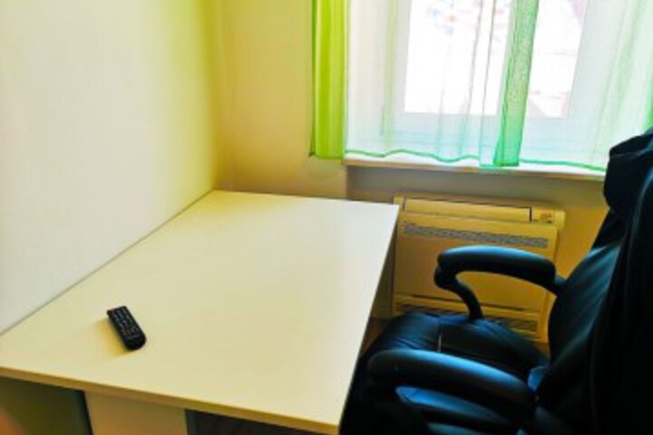Room 7 of 48