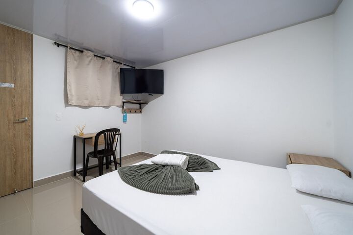 Room 48 of 122