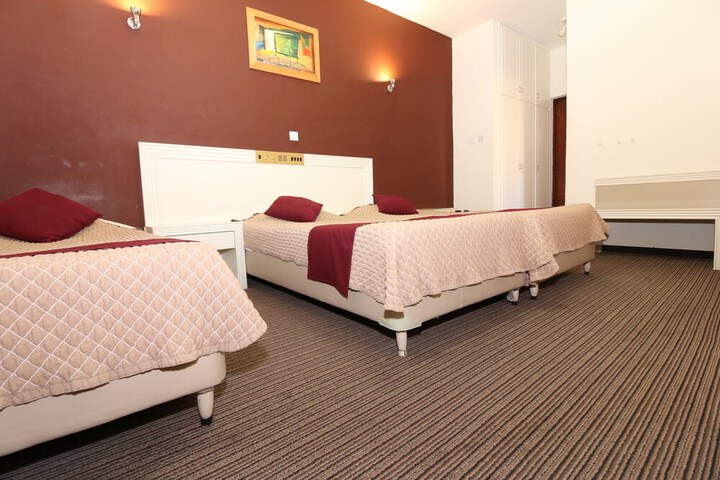 Room 8 of 45