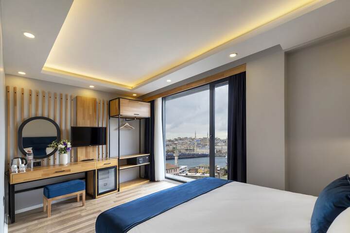Room 10 of 54