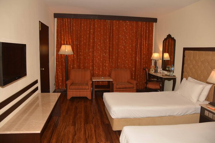 Room 26 of 58