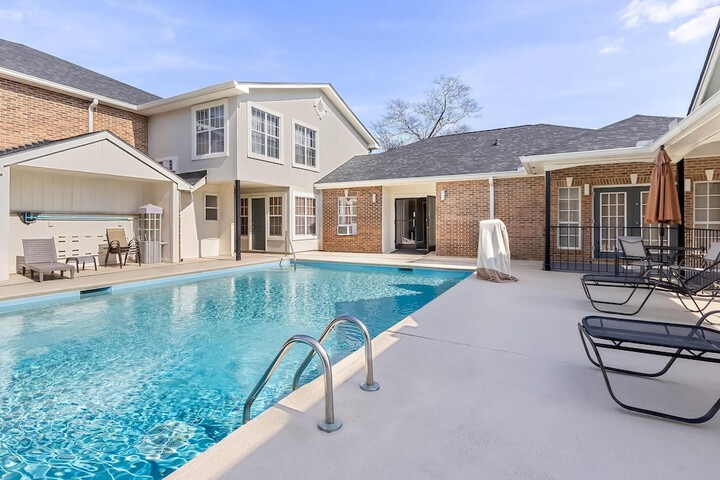 Pool 68 of 83