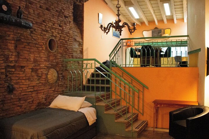 Room 8 of 46