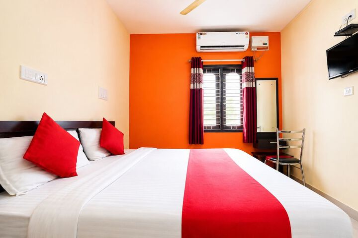Room 12 of 21