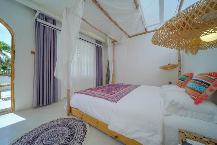 Room 71 of 171