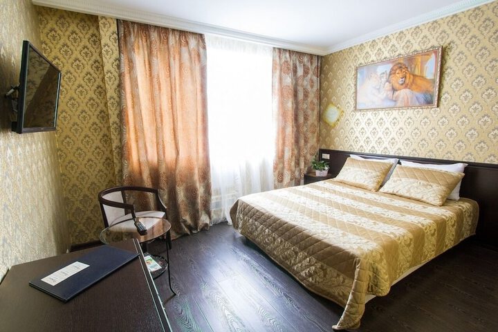 Room 19 of 21