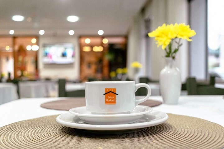 Breakfast/Coffee Service 51 of 63