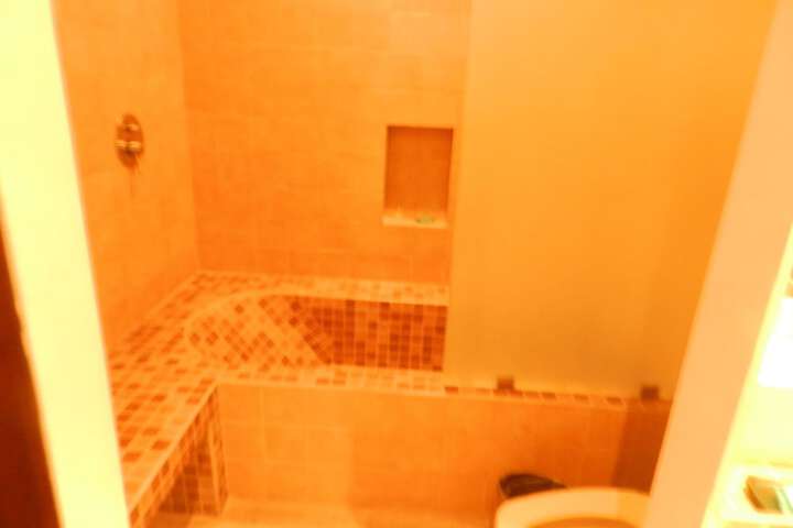 Room 18 of 22