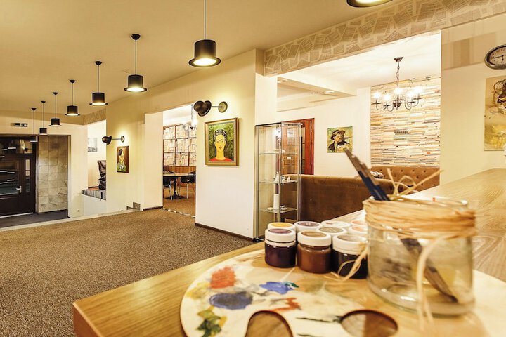Hotel Interior 16 of 113