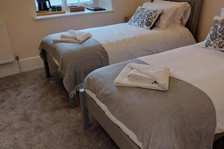 Room 8 of 41