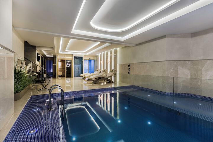 Pool 27 of 54