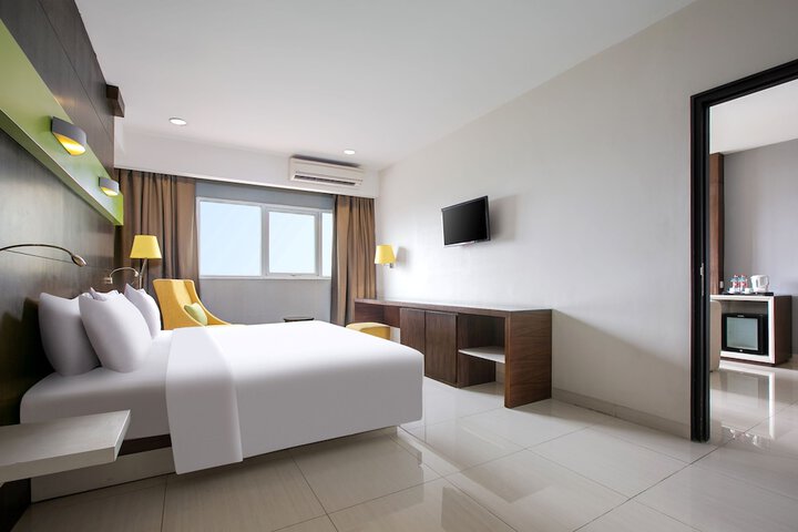 Room 8 of 29