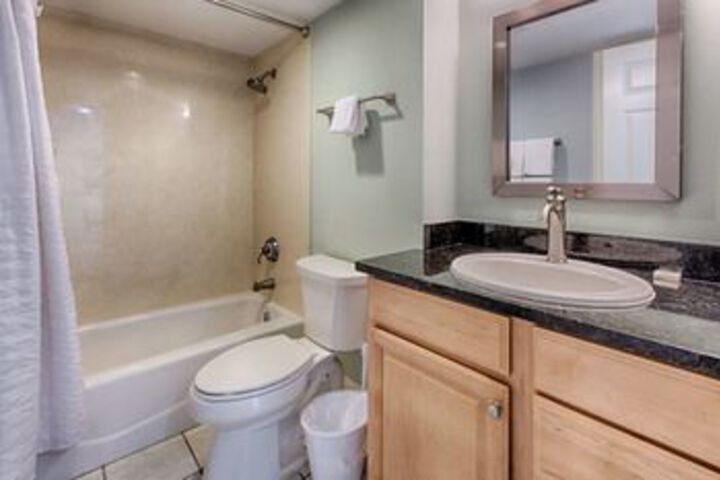 Room 3 of 21