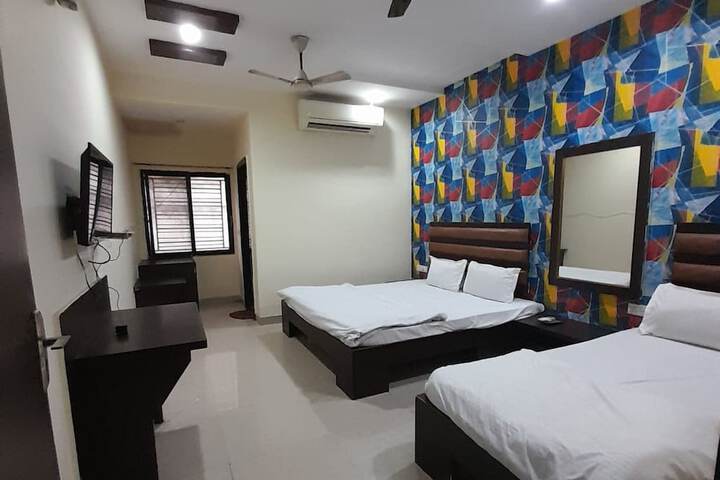 Room 31 of 43