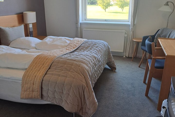 Room 15 of 63