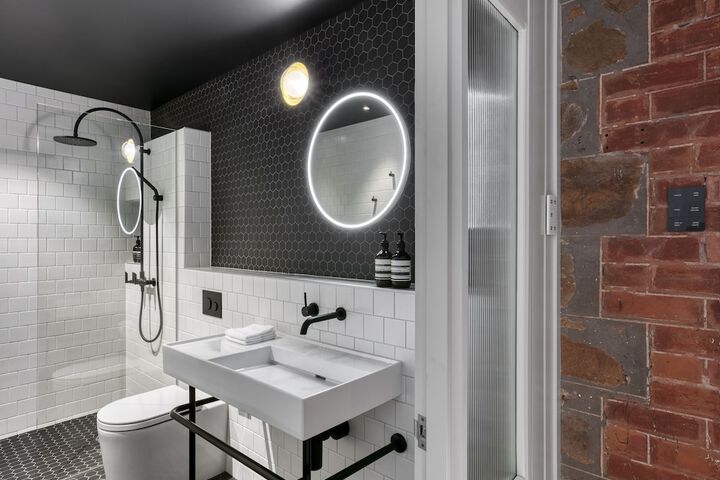 Room 20 of 34