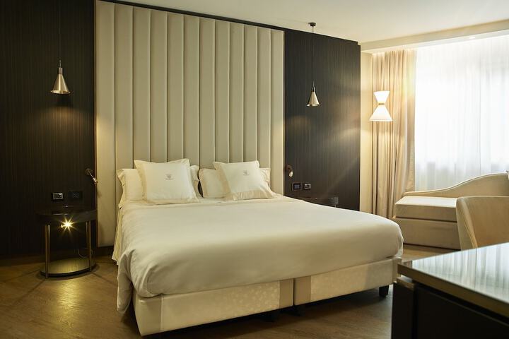 Room 20 of 86