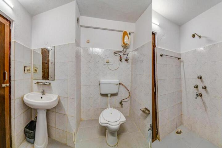 Hotel Asish Bollywood 2 Sea View Hotel Puri- Balcony Rooms