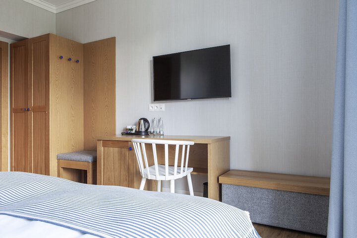 Room 34 of 74