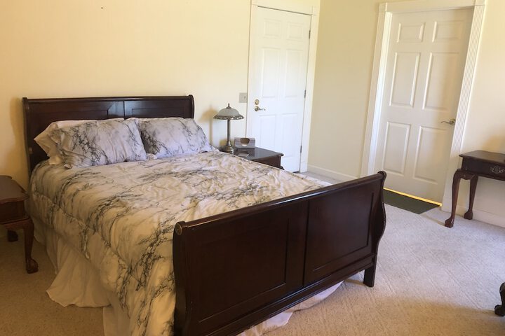 Room 2 of 52