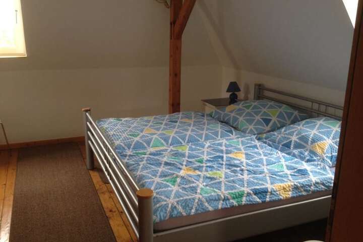 Room 2 of 34