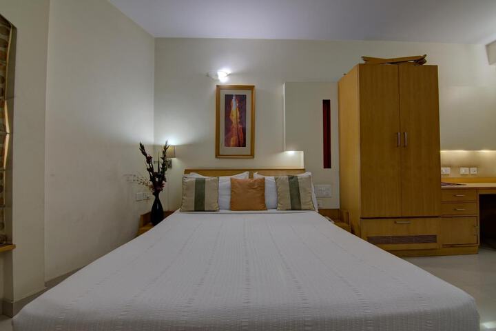 Room 15 of 59