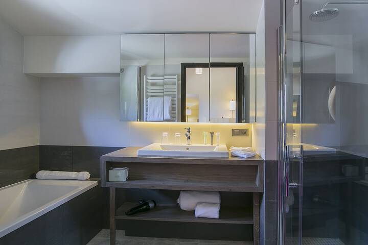 Bath Photo