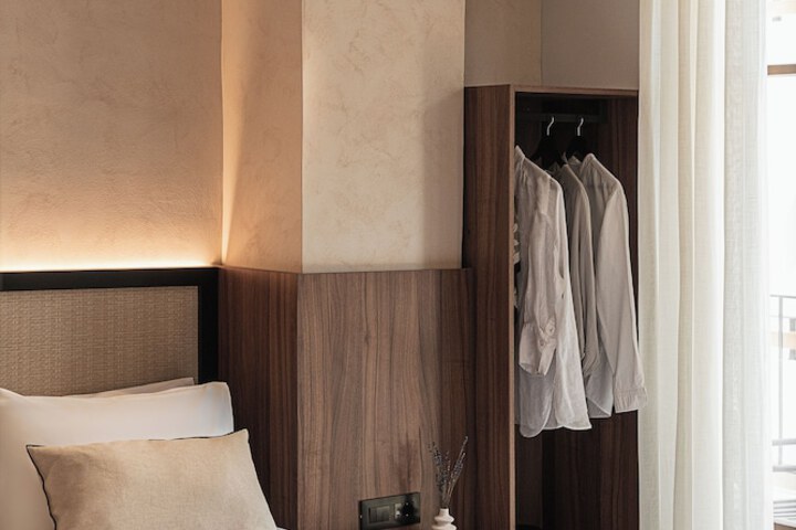Room 38 of 120