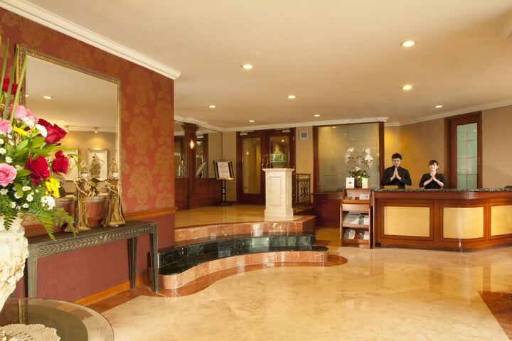 Guest Lobby