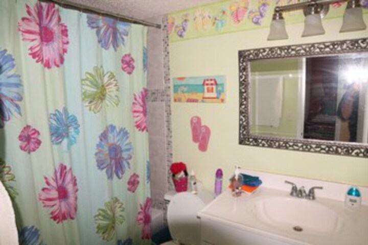 Room 5 of 21