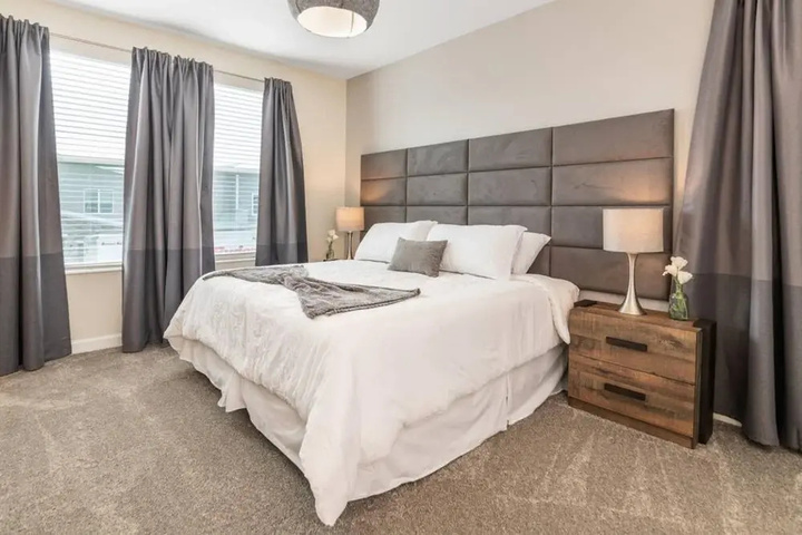Room 5 of 20