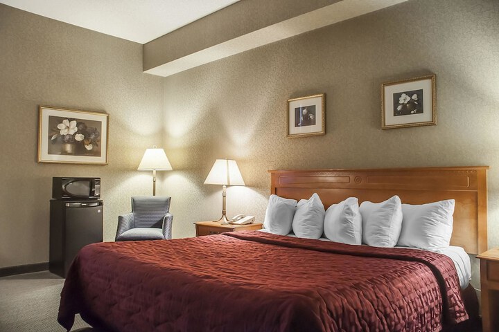 Room 12 of 36
