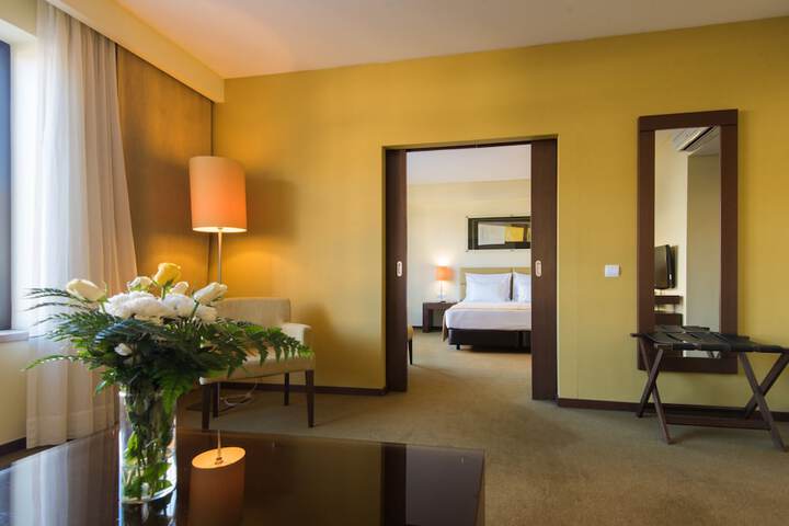 Room 17 of 56