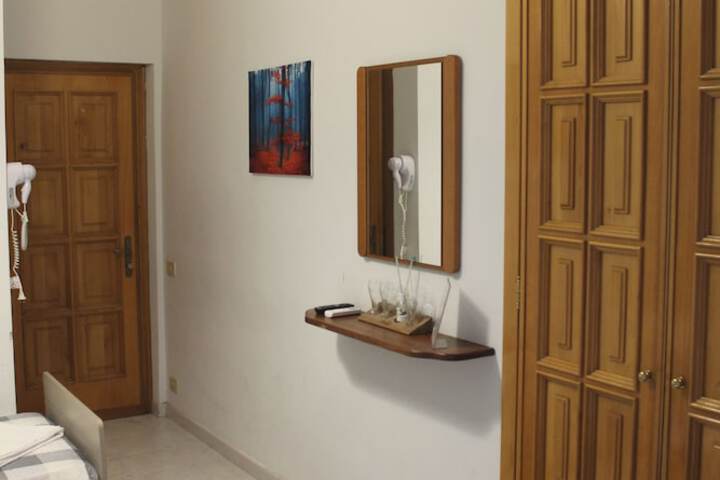 Room 39 of 83