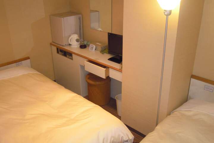Room 6 of 47
