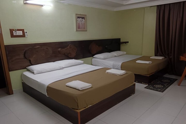 Room 17 of 41