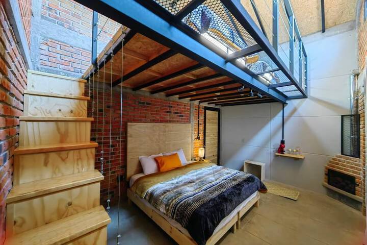 Room 3 of 27