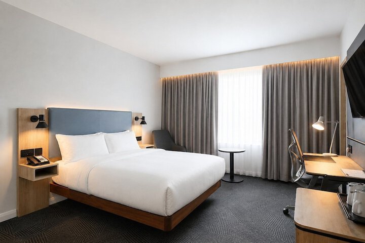 Room 22 of 67