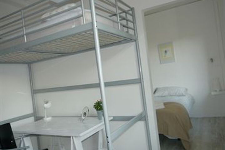 Room 18 of 23